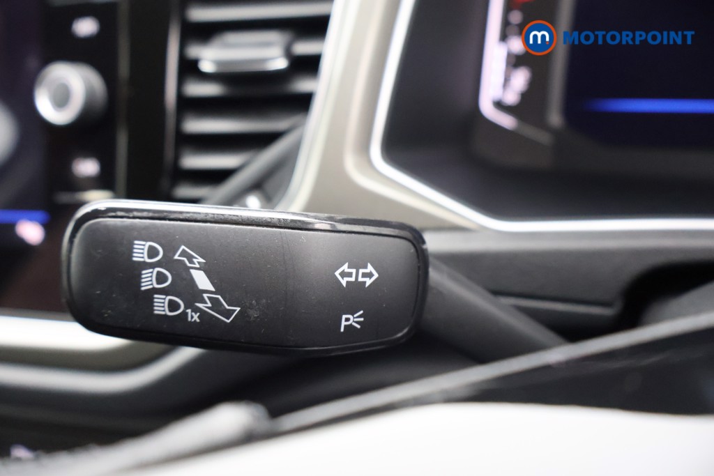 Used Volkswagen T-Roc 2021 for sale - 76628352: Photo 13