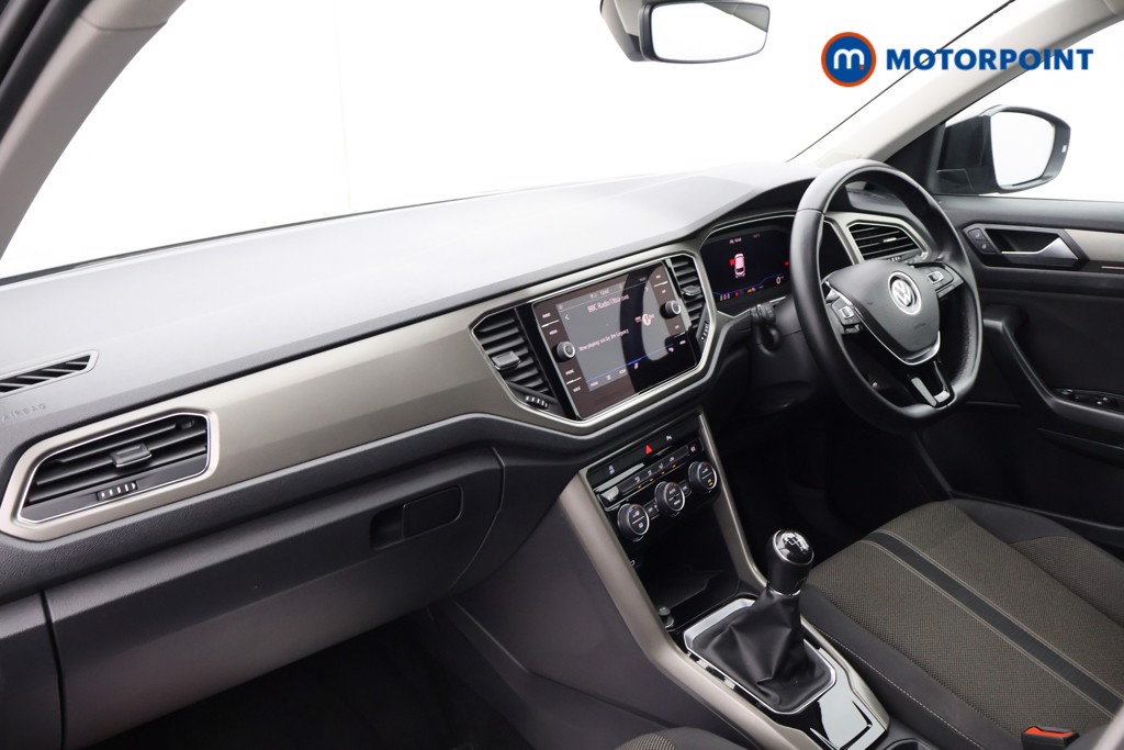 Used Volkswagen T-Roc 2021 for sale - 76628352: Photo 28