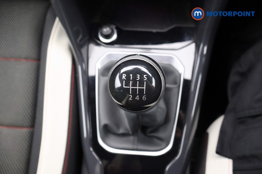 Used Volkswagen T-Roc 2018 for sale - 76792629: Photo 18