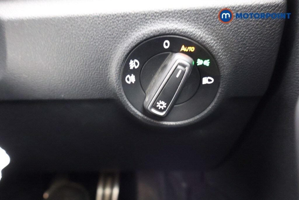 Used Volkswagen T-Roc 2018 for sale - 76792629: Photo 21