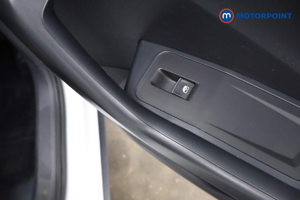 Used Volkswagen T-Roc 2018 for sale - 76792629: Photo 26