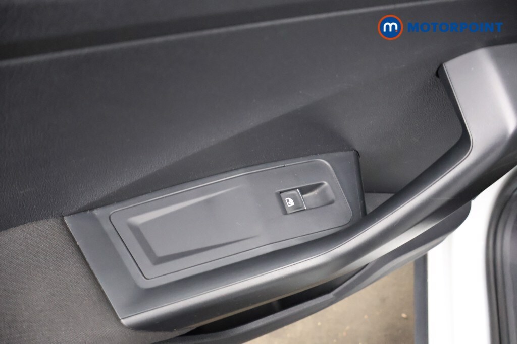 Used Volkswagen T-Roc 2018 for sale - 76792629: Photo 32