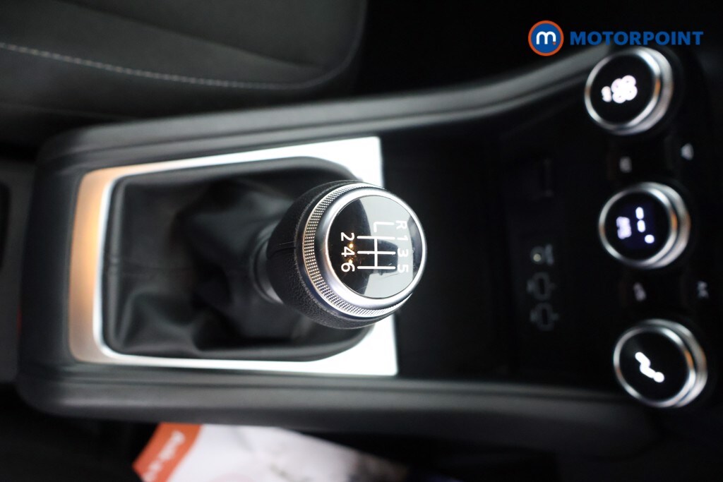 Used Renault Captur 2021 for sale - 76364217: Photo 17