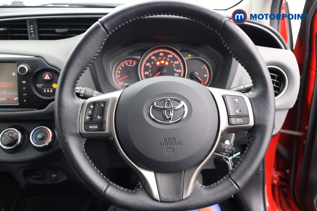 Used Toyota Yaris 2016 for sale - 77327065: Photo 9