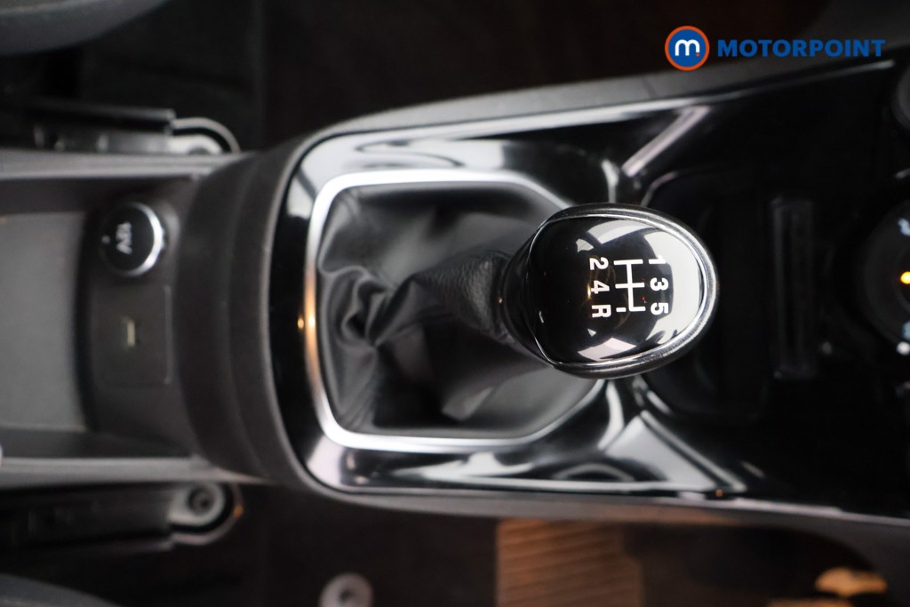 Used Ford Fiesta 2017 for sale - 76628333: Photo 14