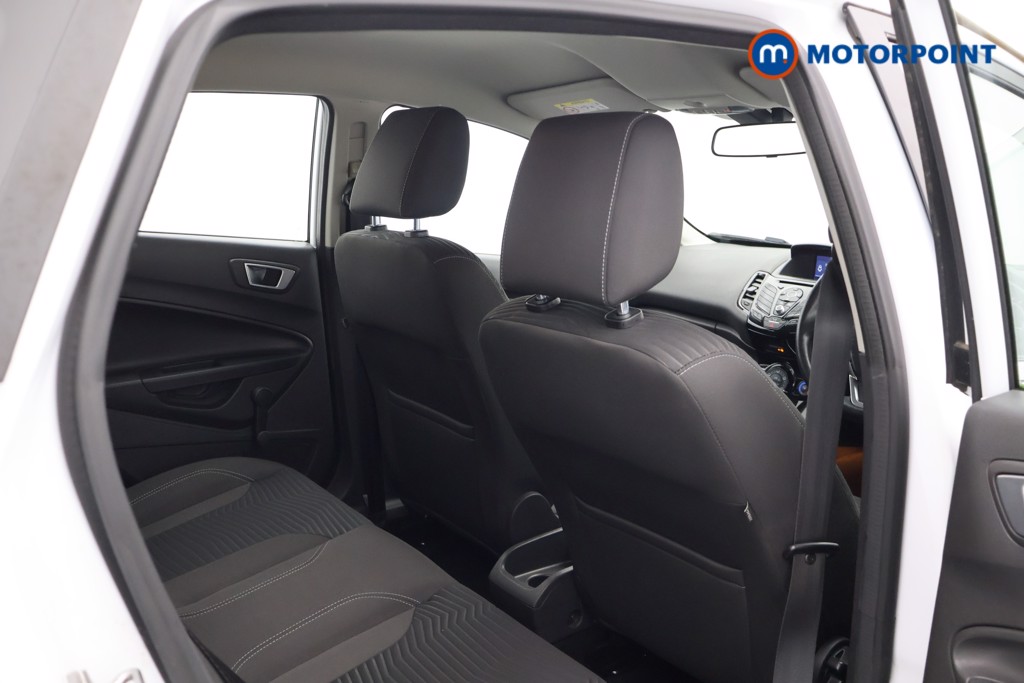 Used Ford Fiesta 2017 for sale - 76628333: Photo 24