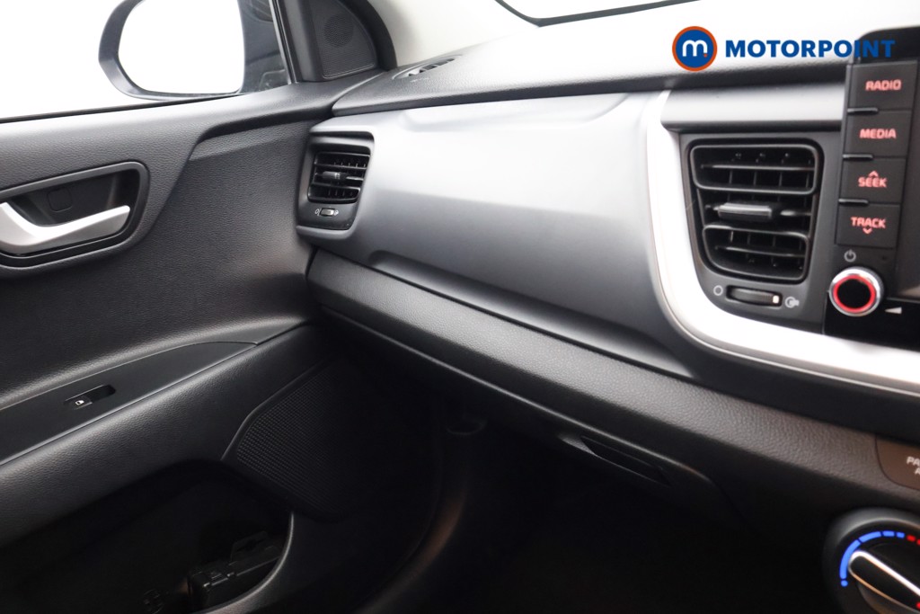 Used Kia Stonic 2019 for sale - 76394857: Photo 20