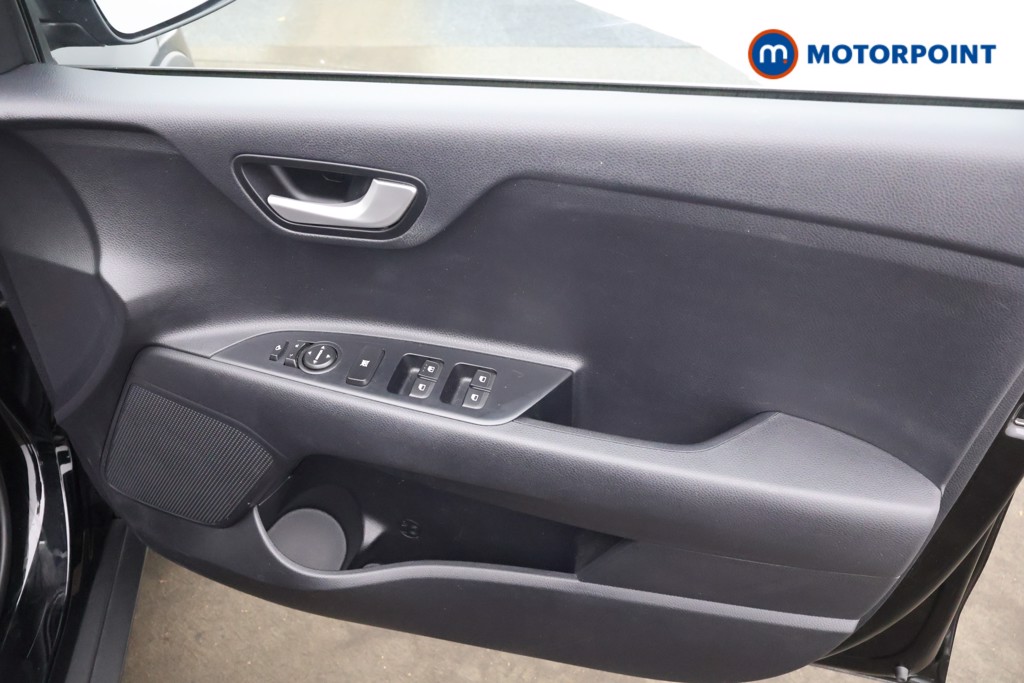 Used Kia Stonic 2019 for sale - 76394857: Photo 22