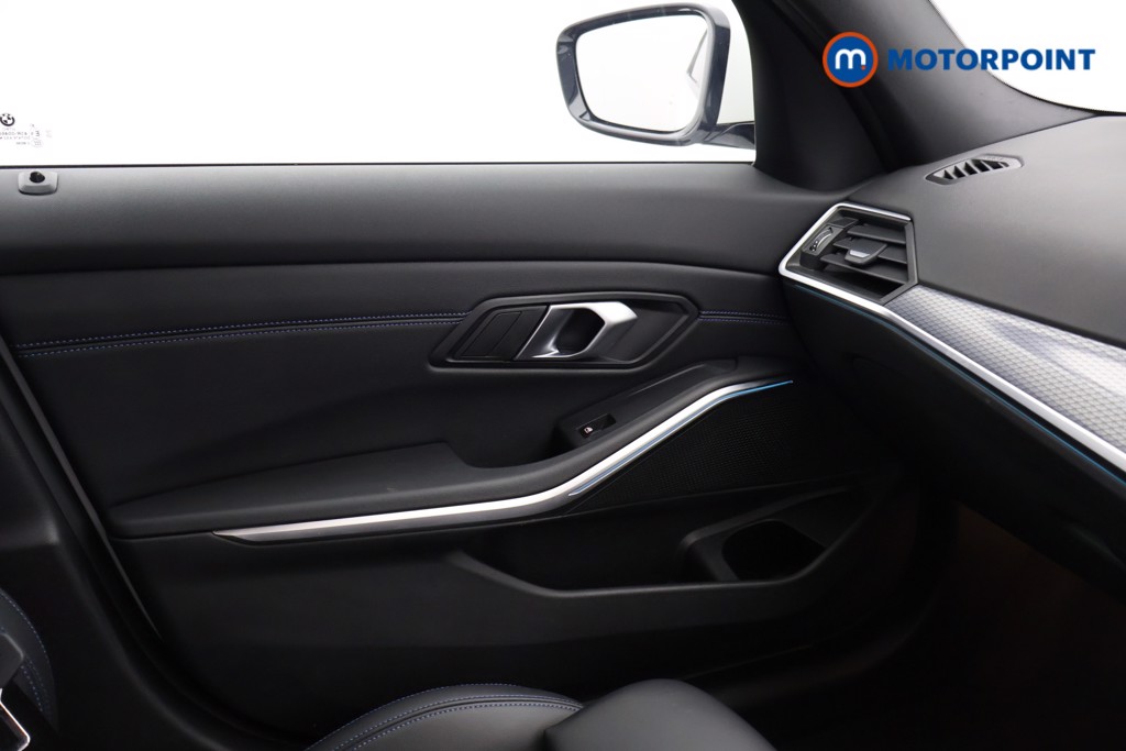 Used BMW 3 Series 2023 for sale - 78166526: Photo 19