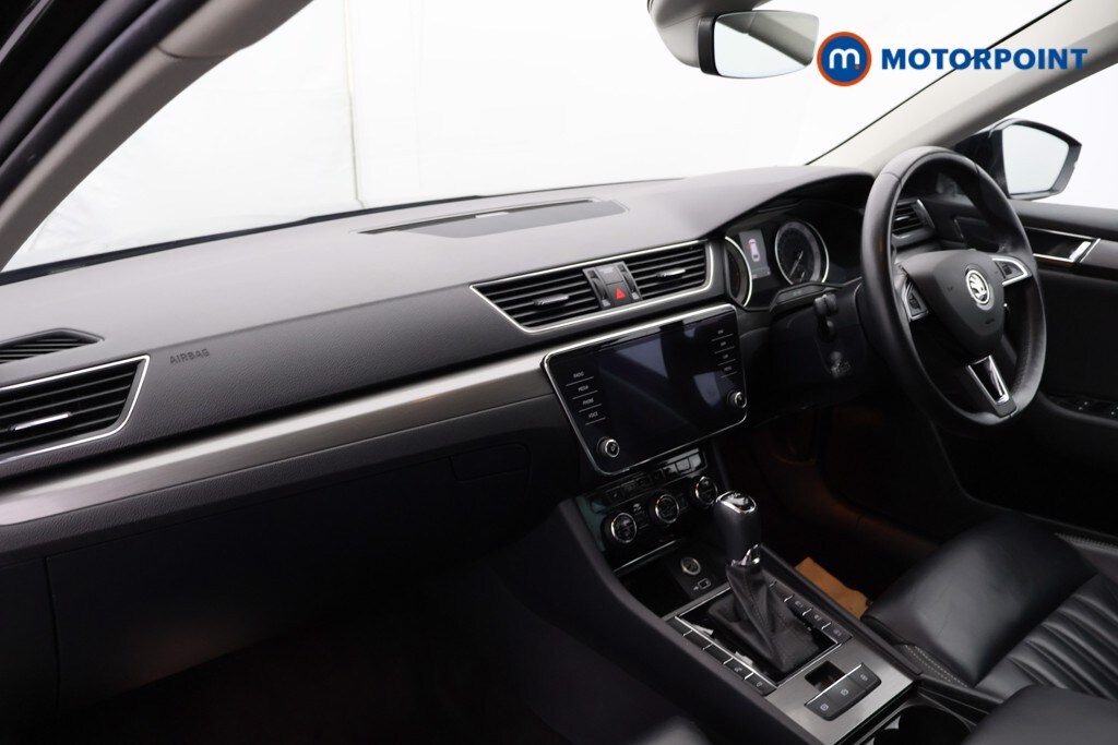 Used Skoda Superb 2019 for sale - 77830853: Photo 25