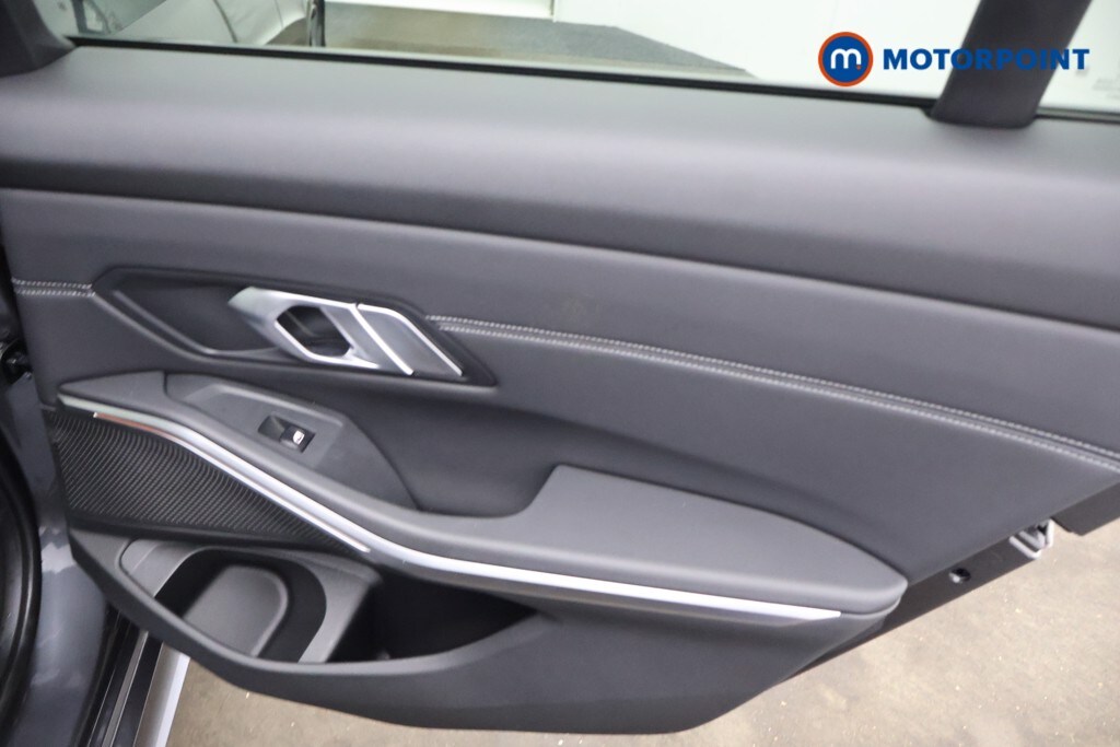 Used BMW 3 Series 2021 for sale - 76355778: Photo 28