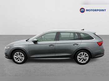 Used Skoda Octavia 2023 for sale - 77037035: Photo