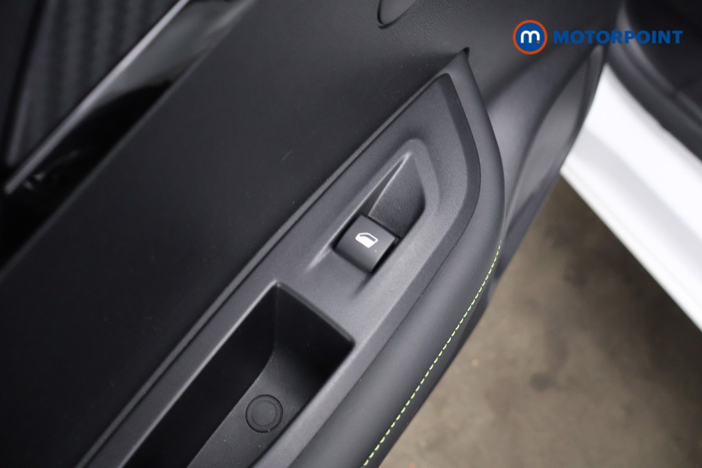 Used Peugeot 2008 2023 for sale - 77086675: Photo 39