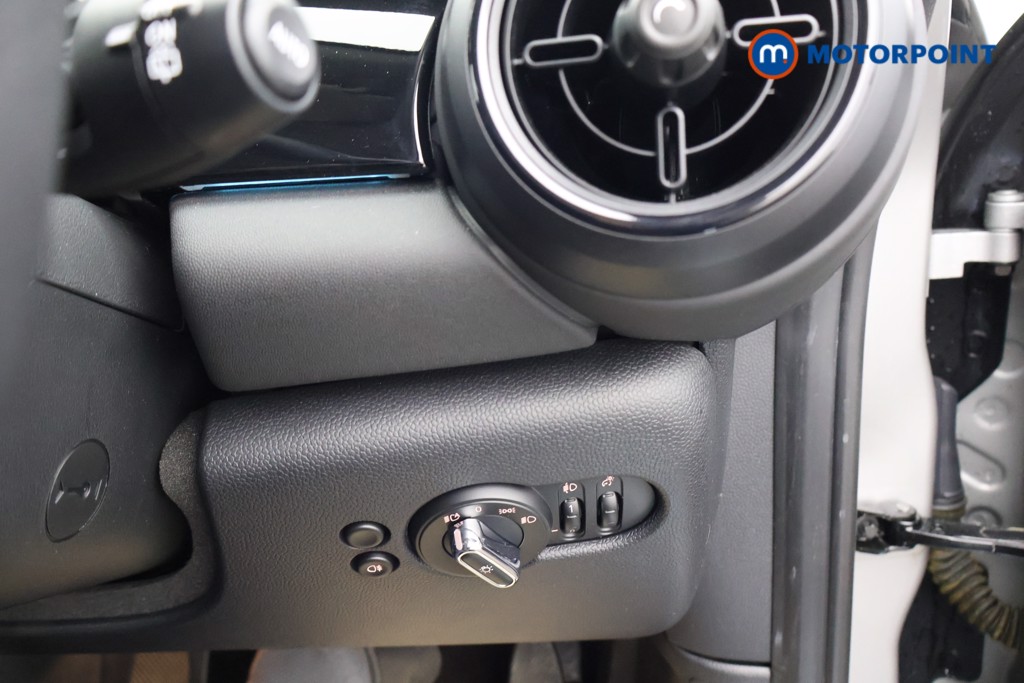 Used MINI Hatch 2023 for sale - 77002204: Photo 15