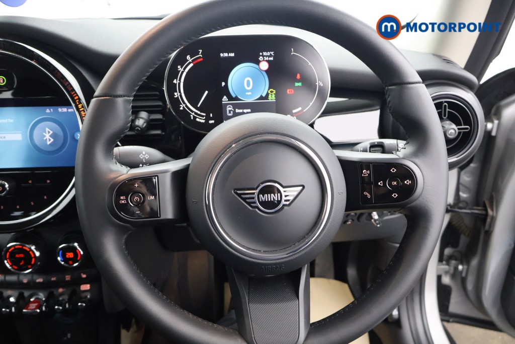 Used MINI Hatch 2023 for sale - 77002204: Photo 9