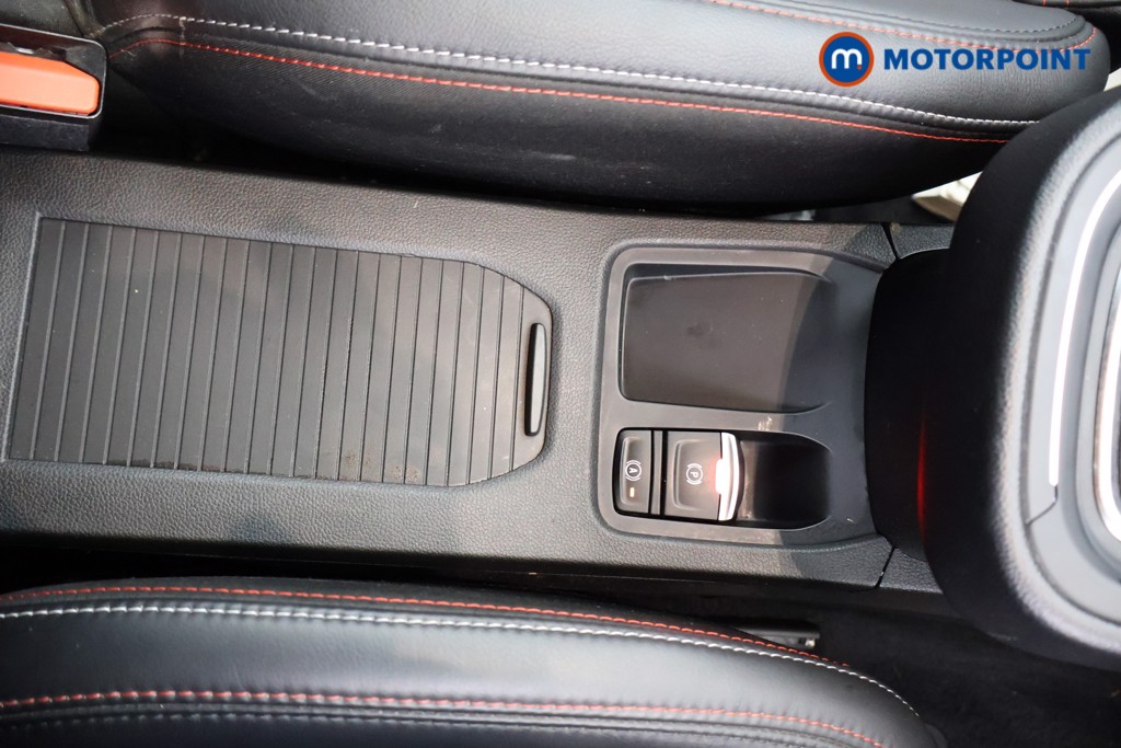 Used Renault Clio 2020 for sale - 76333107: Photo 16