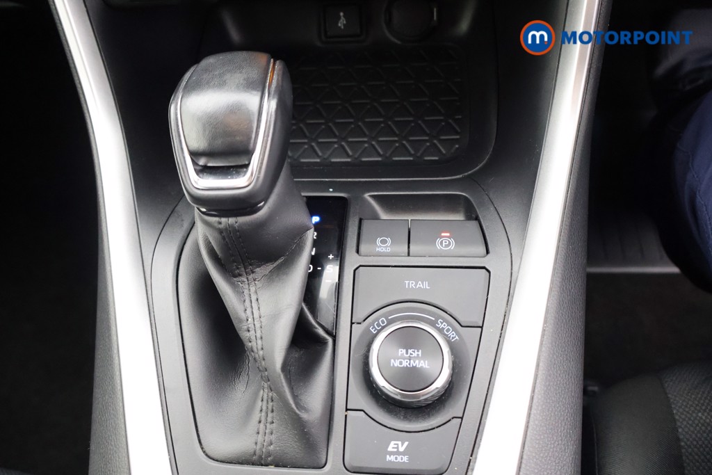 Used Toyota RAV4 2022 for sale - 76355779: Photo 18