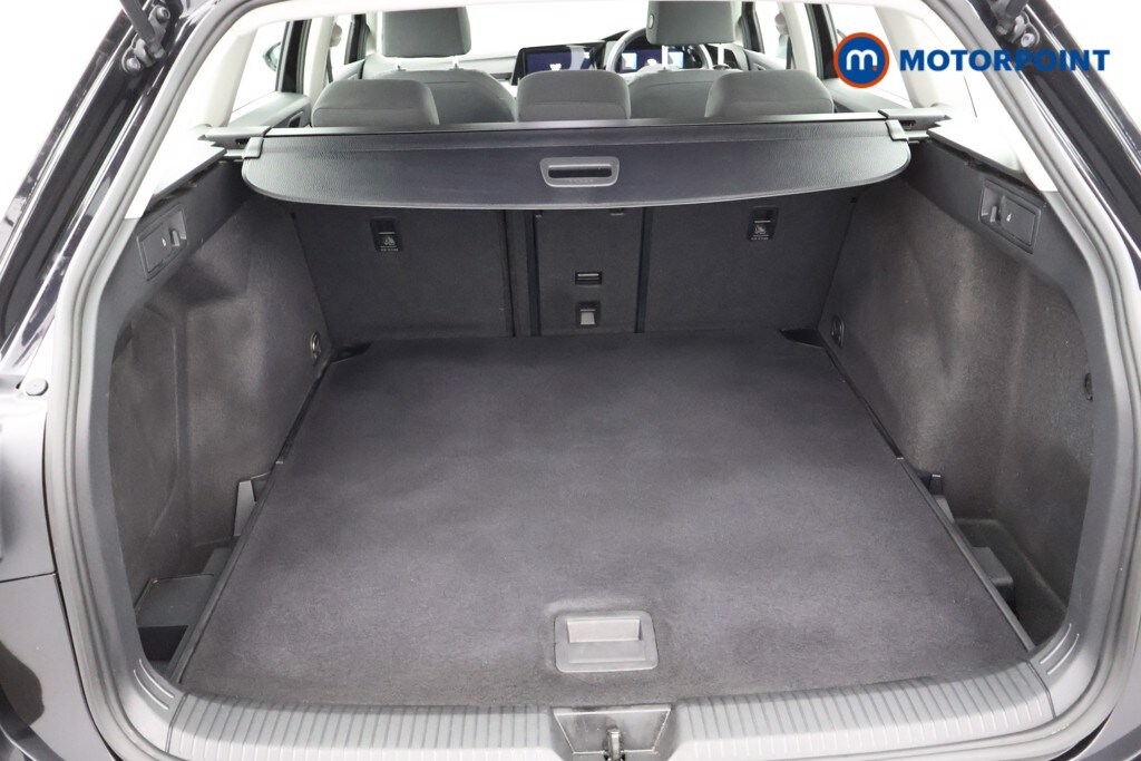 Used Volkswagen Golf 2024 for sale - 76193600: Photo 30