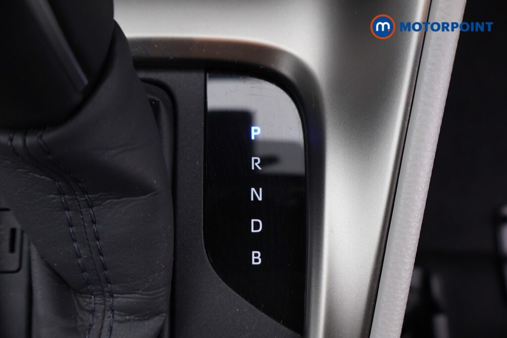 Used Toyota Yaris 2021 for sale - 76232125: Photo 23