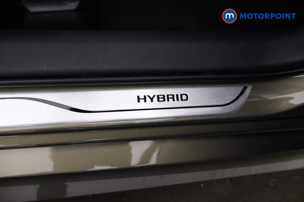 Used Toyota Yaris 2021 for sale - 76232125: Photo 30