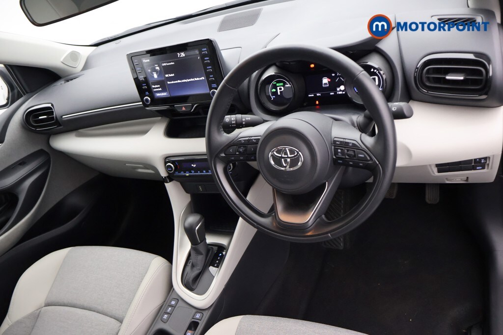 Used Toyota Yaris 2021 for sale - 76232125: Photo 35