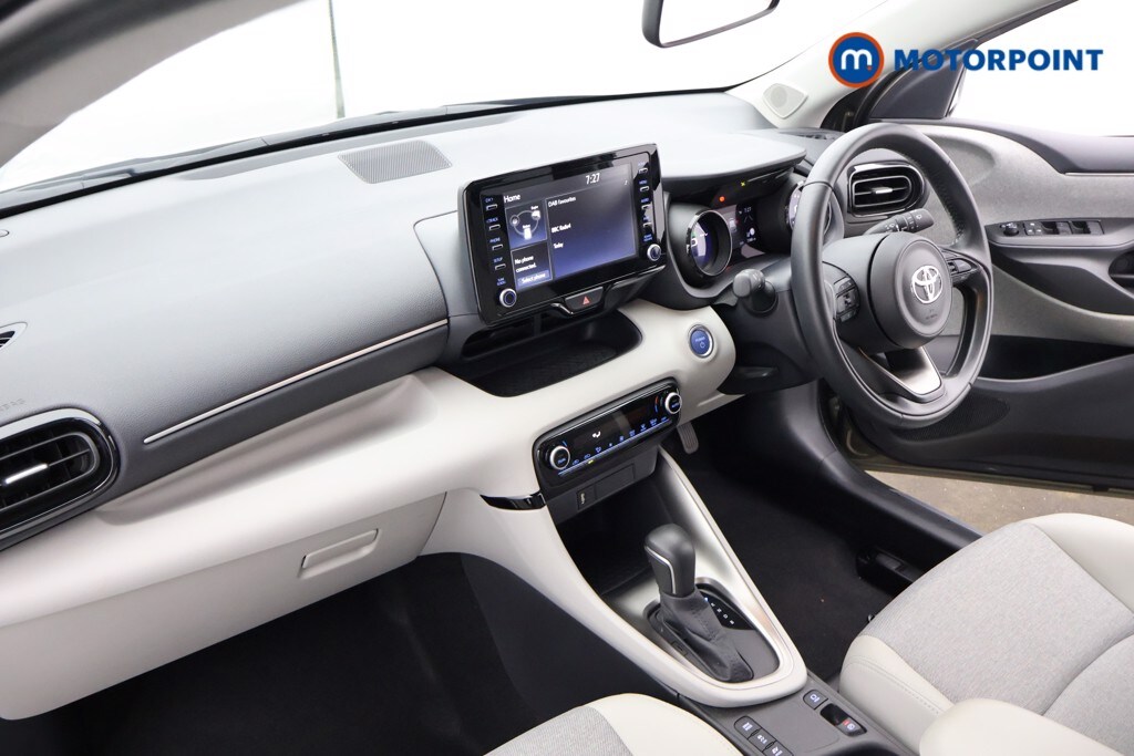 Used Toyota Yaris 2021 for sale - 76232125: Photo 48