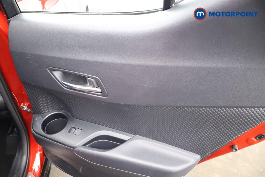 Used Toyota C-HR 2022 for sale - 76322647: Photo 25