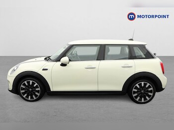 Used MINI Hatch 2019 for sale - 75935375: Photo