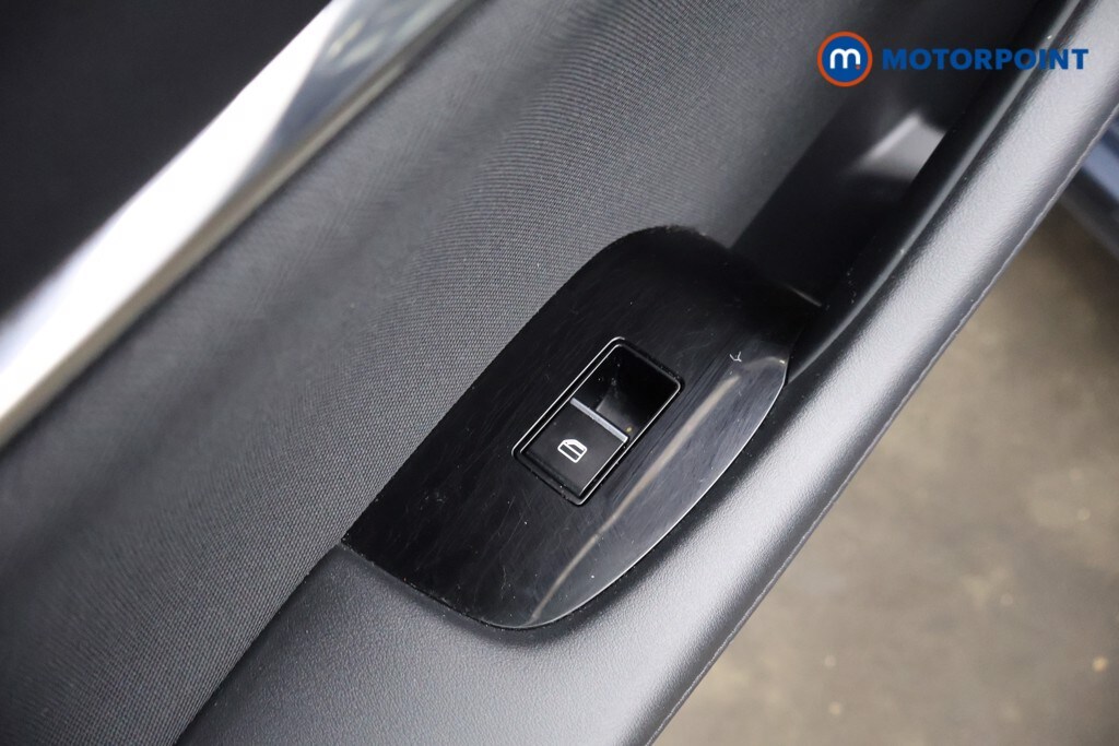 Used Mazda Mazda3 for sale - 77760047: Photo 44