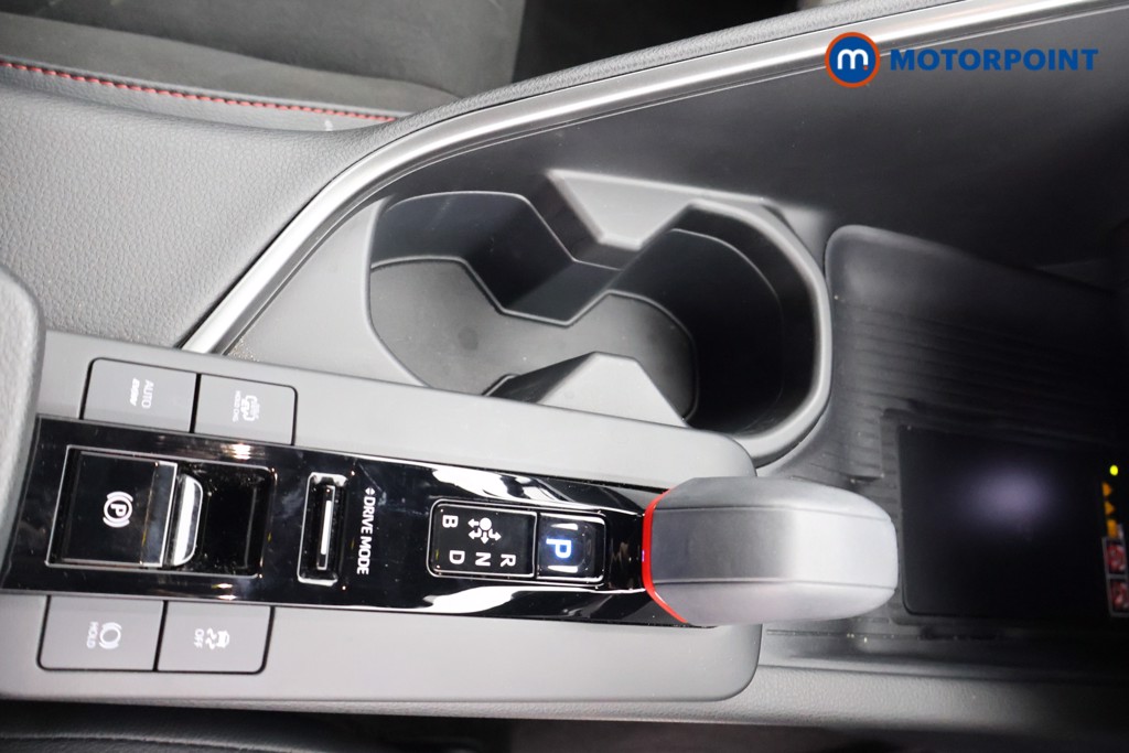 Used Toyota C-HR 2025 for sale - 77620133: Photo 17