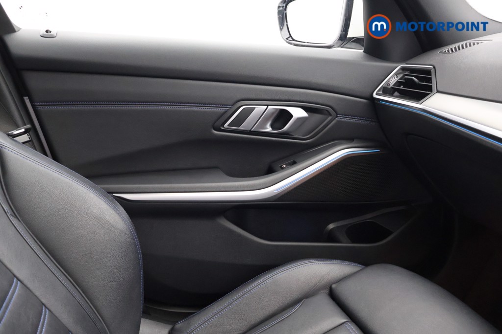 Used BMW 3 Series 2021 for sale - 77086176: Photo 17