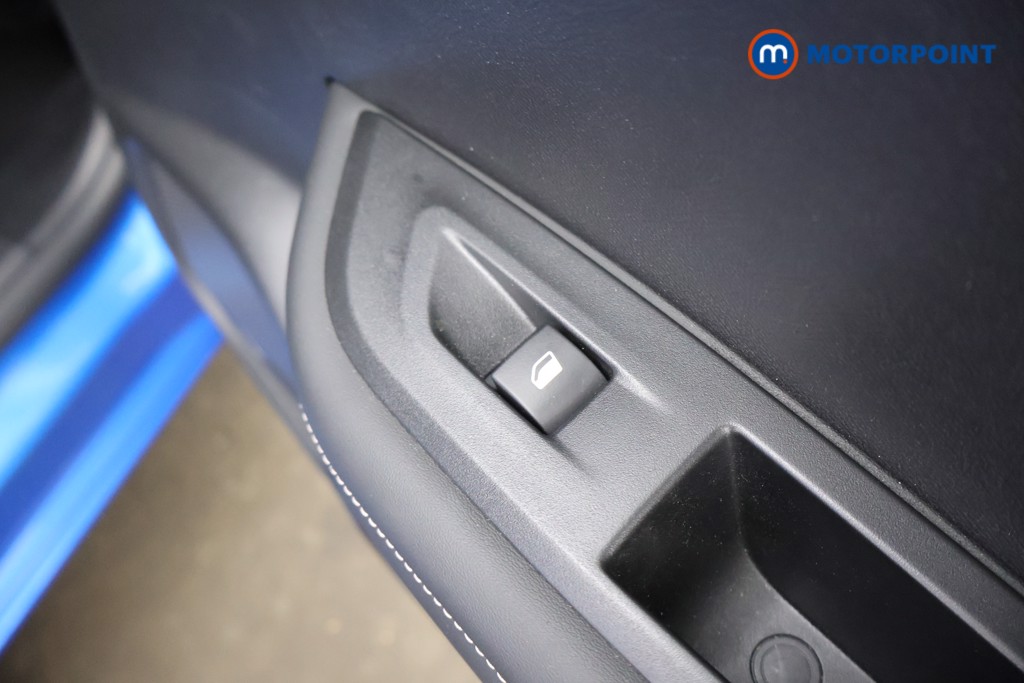 Used Peugeot 2008 2024 for sale - 77432009: Photo 35