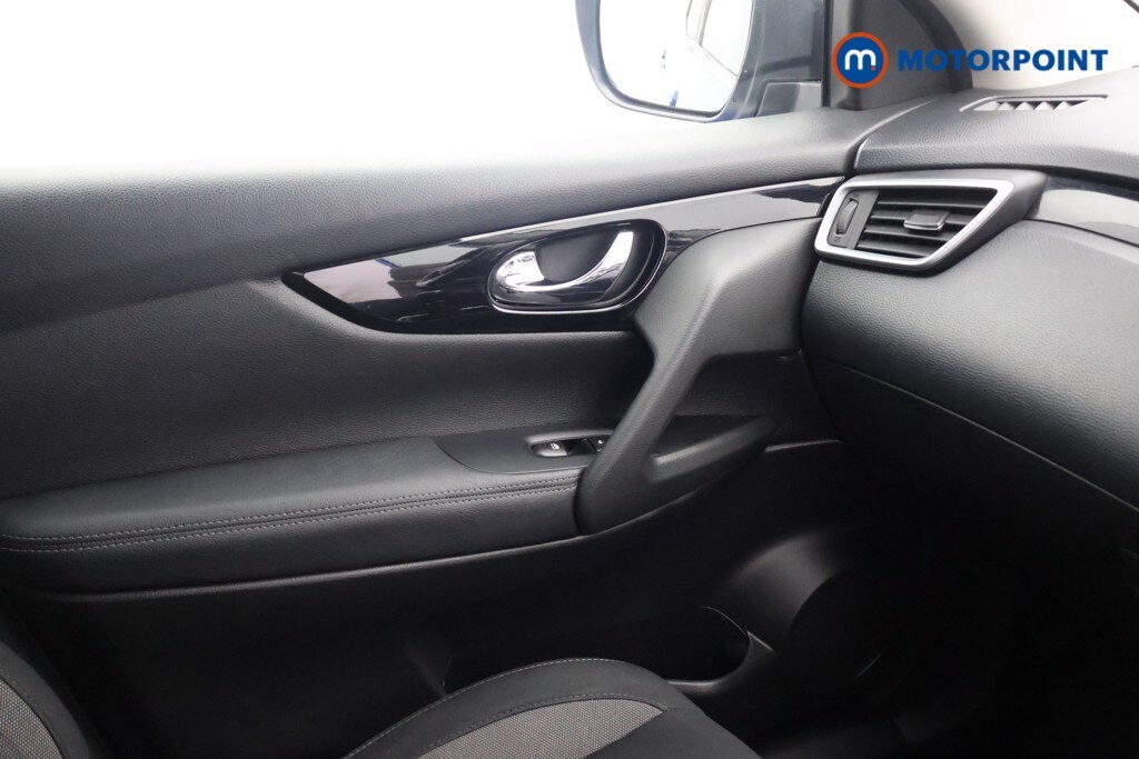 Used Nissan Qashqai 2018 for sale - 77093490: Photo 19