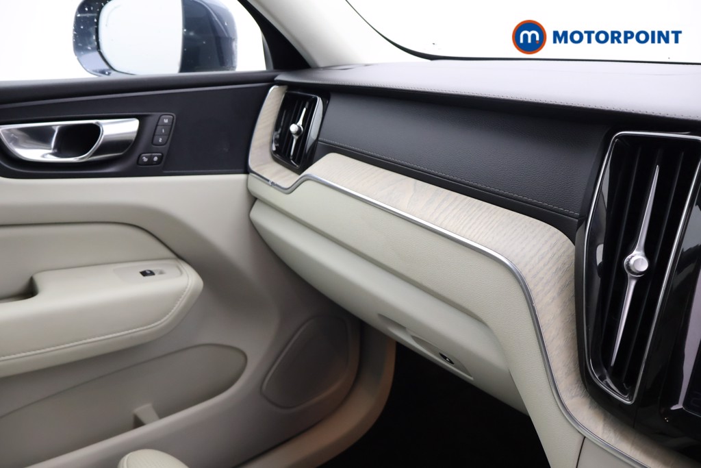 Used Volvo XC60 2020 for sale - 76515746: Photo 12