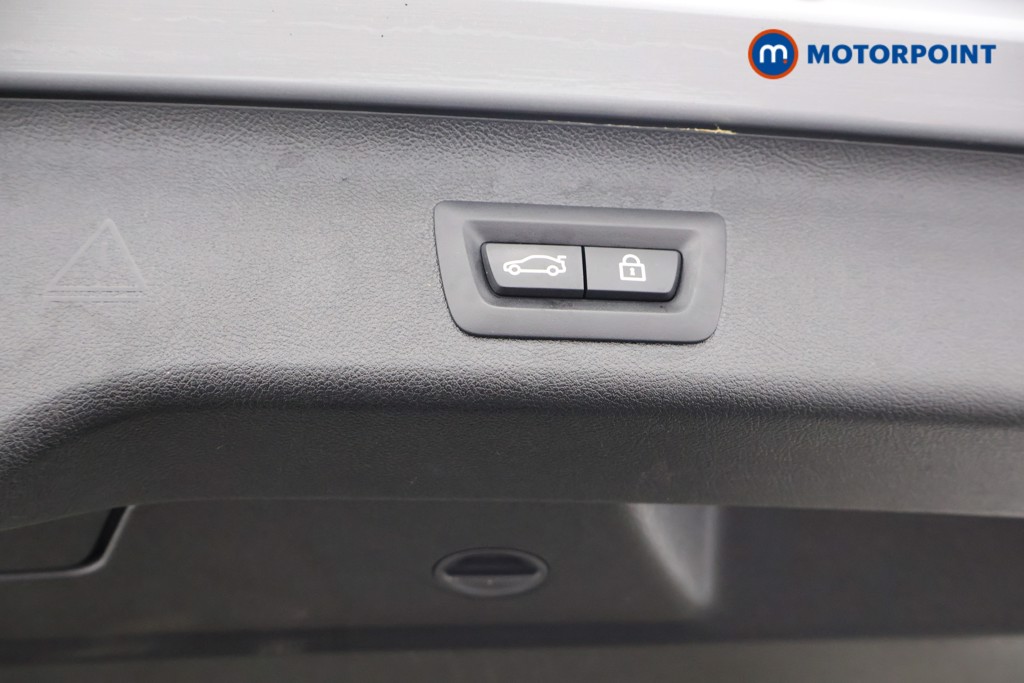 Used BMW 5 Series 2019 for sale - 76373442: Photo 33