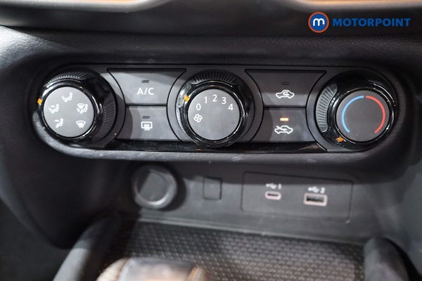 Used Nissan Juke 2024 for sale - 76311860: Photo 25