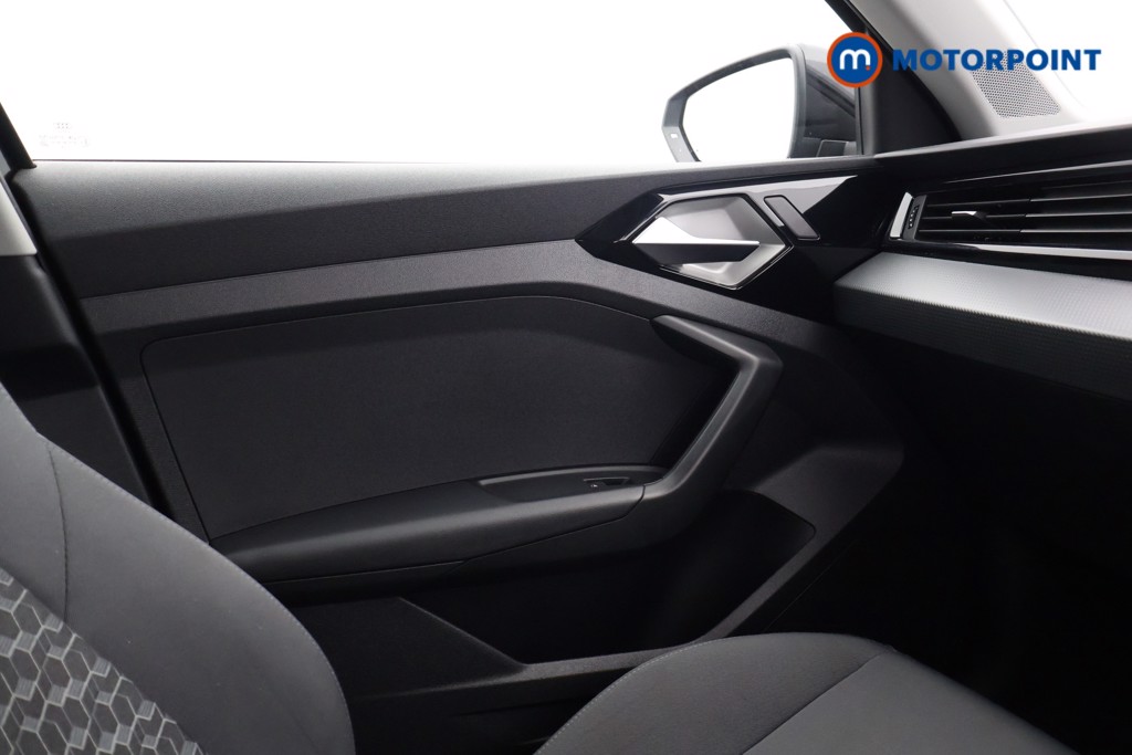 Used Audi A1 2024 for sale - 76685239: Photo 16