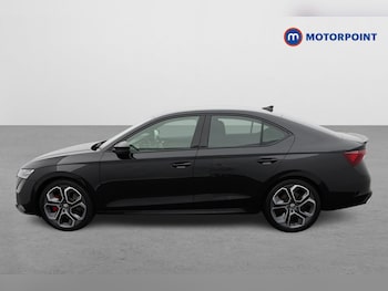 Used Skoda Octavia 2024 for sale - 76184752: Photo