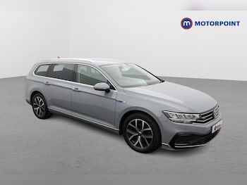Used Volkswagen Passat 2022 for sale - 76739040: Photo