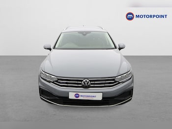 Used Volkswagen Passat 2022 for sale - 76739040: Photo