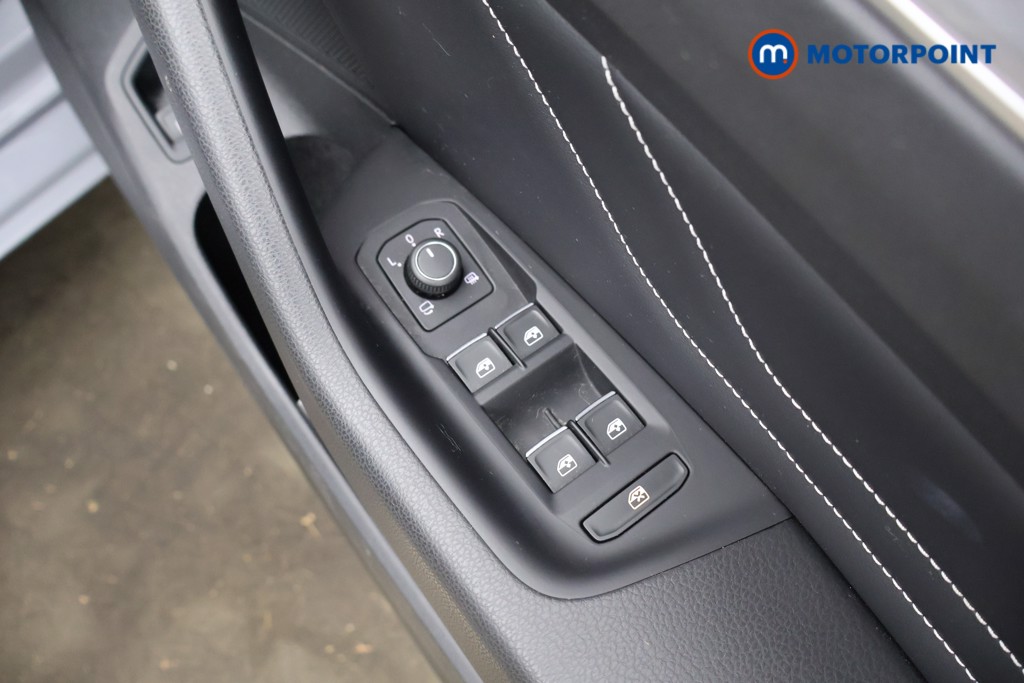 Used Volkswagen Passat 2022 for sale - 76739040: Photo 31