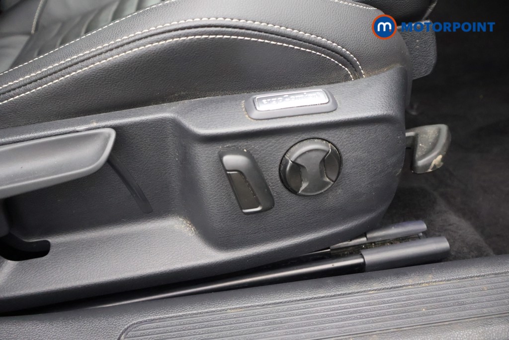 Used Volkswagen Passat 2022 for sale - 76739040: Photo 33