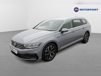 Used Volkswagen Passat 2022 for sale - 76739040: Photo