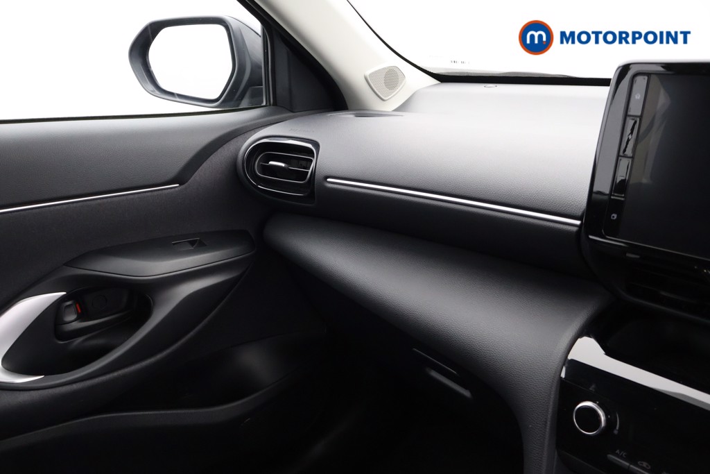 Used Toyota Yaris Cross 2024 for sale - 77845895: Photo 14