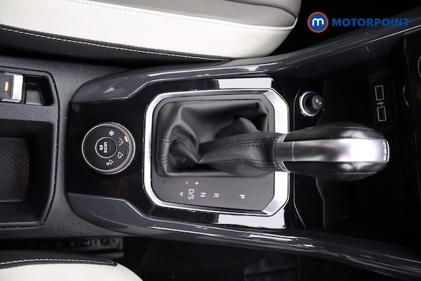 Used Volkswagen T-Roc 2018 for sale - 76063086: Photo 14