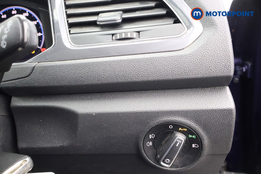 Used Volkswagen T-Roc 2021 for sale - 76534610: Photo 15