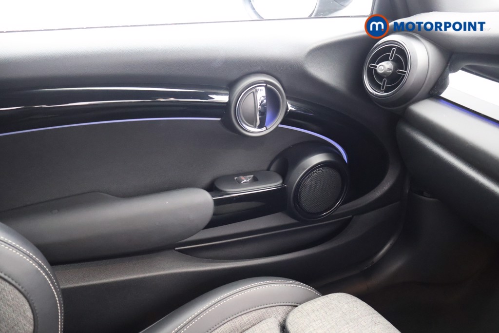 Used MINI Hatch 2023 for sale - 76402789: Photo 19