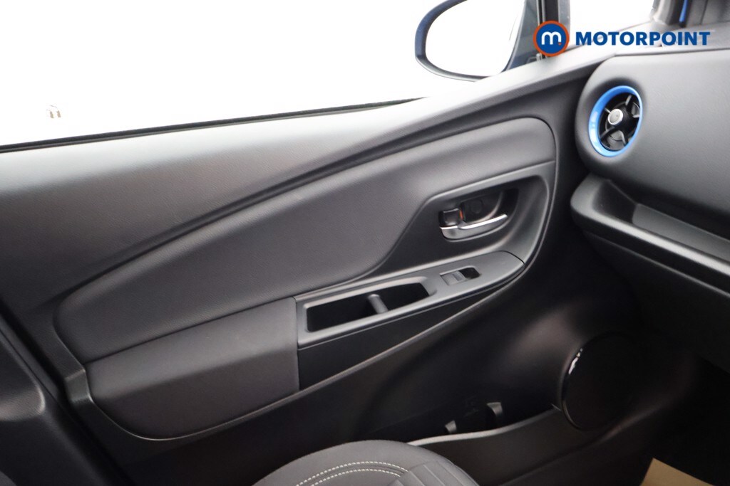 Used Toyota Yaris 2019 for sale - 78026721: Photo 19