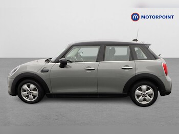 Used MINI Hatch 2022 for sale - 75922800: Photo