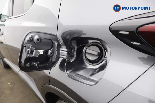 Used Toyota C-HR 2023 for sale - 76290766: Photo 30